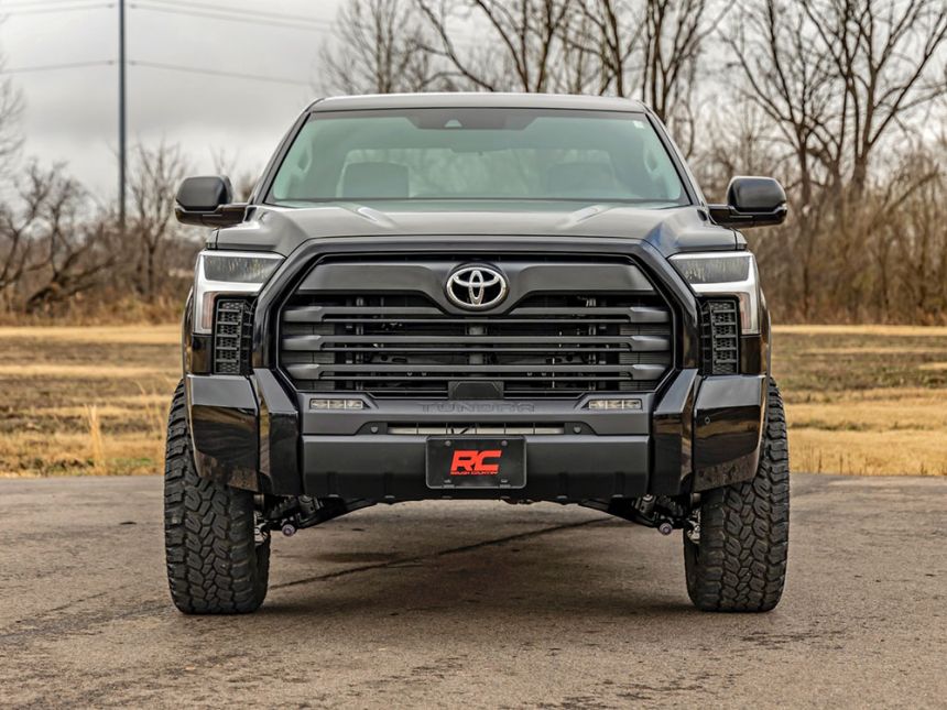 Rough Country 70330 3.5" 20222023 Toyota Tundra 4WD Suspension Lift