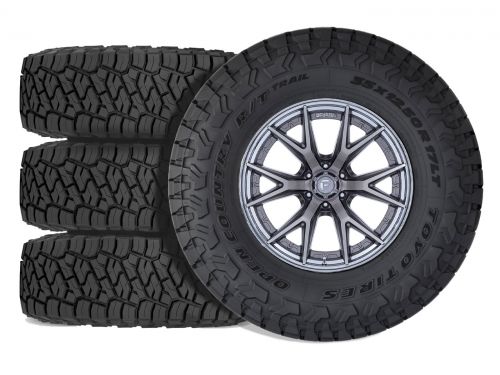 Silverado 2500HD/3500HD 2011-2019 Chevy 4WD (w/ 5 - 8" Lift) - 37X12.50R20 Toyo Open Country R/T Trail / 20x9 Fuel Catalyst Platinum With Chrome Lip / Tire & Wheel Package (set of 4)