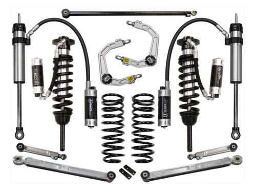 Fabtech 2015 Toyota 4Runner Lift Kit w/ Performance Rear