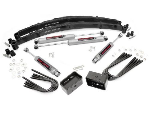 2" 1988-1991 Chevy Suburban 1/2 ton 4WD Lift Kit by Rough Country