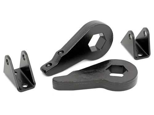 1.5-2" 2001-2010 Chevy 2500HD/3500 4WD Leveling Kit by Rough Country