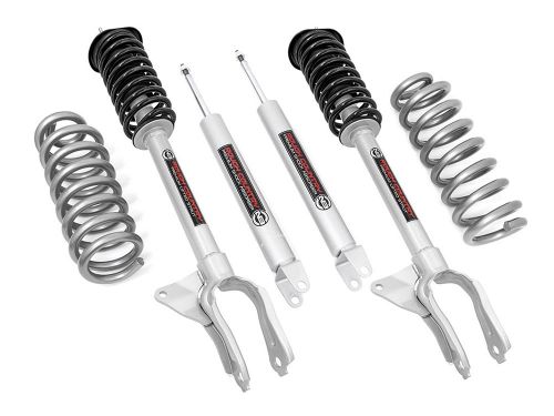 2.5" 2016-2022 Jeep Grand Cherokee WK2 Lift Kit by Rough Country