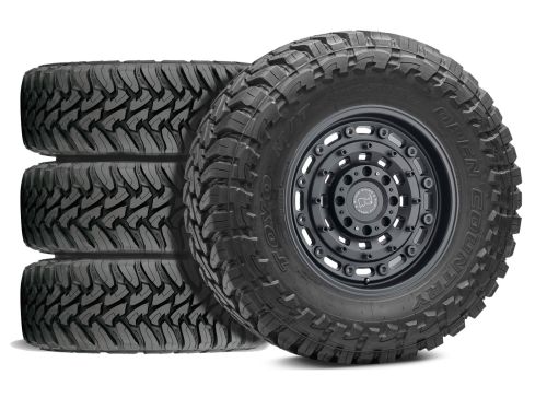 F250/F350 2017-2022 Ford 4WD (w/ 2"-3.5" Lift) - 35x12.50R18 Toyo Open Country MT / 18x9.5 Black Rhino Arsenal Textured Matte Black / Tire & Wheel Package (set of 4)