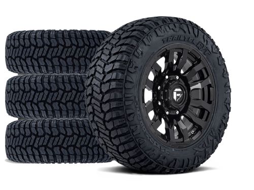 Silverado 2500HD/3500HD 2011-2019 Chevy 4WD (w/2"-2.5" Lift) - 33x12.50R20 Avix TrailTek R/T / 20x9 Fuel Blitz Gloss Black / Tire & Wheel Package (set of 4)
