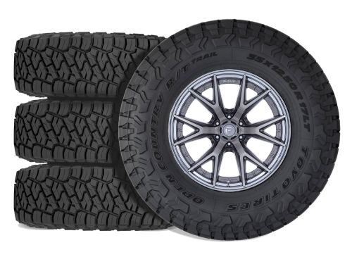 Sierra 2500HD/3500HD 2011-2019 GMC 4WD (w/6.5"-8" Lift) - 37X12.50R20 Toyo Open Country R/T Trail / 20x9 Fuel Catalyst Platinum With Chrome Lip / Tire & Wheel Package (set of 4)