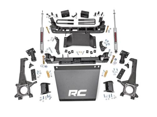 4" 2016-2023 Toyota Tacoma 2WD/4WD Lift Kit by Rough Country