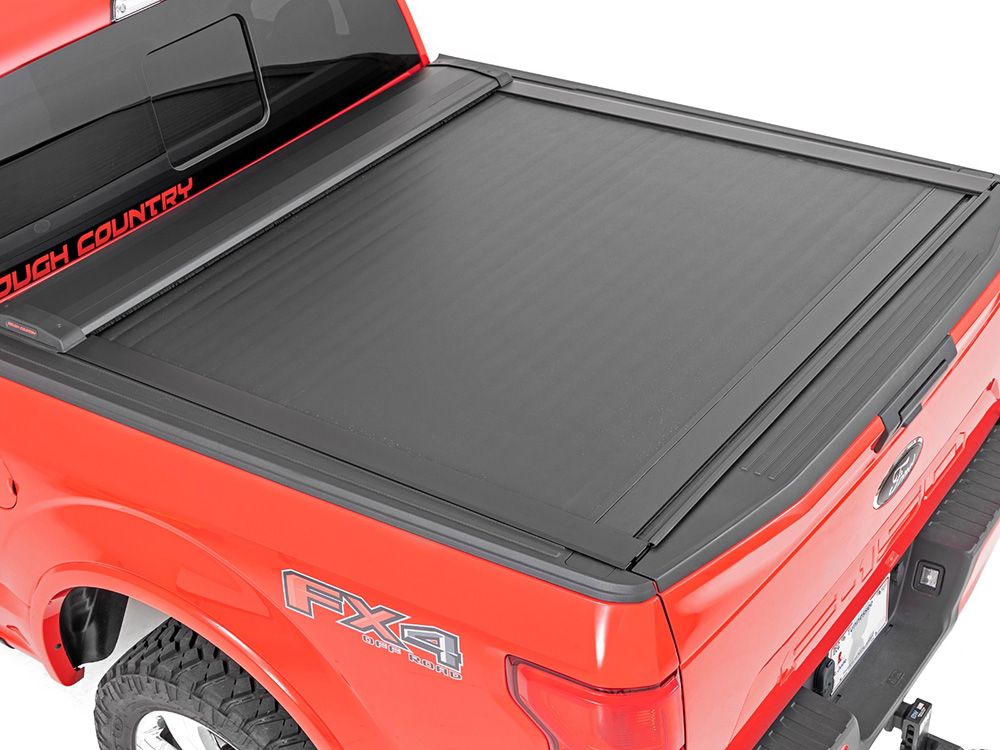 2015-2020 Ford F150 (with 5' 7" bed) Retractable Tonneau Cover by Rough Country