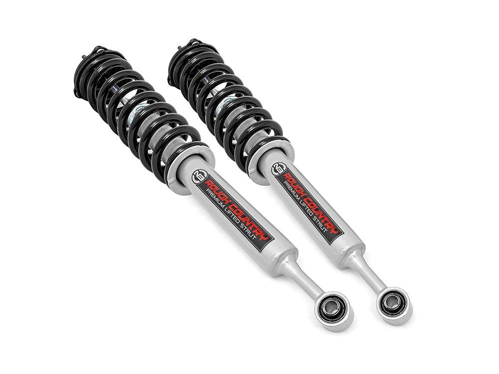6" 2005-2023 Toyota Tacoma 4wd/2wd Loaded Struts by Rough Country
