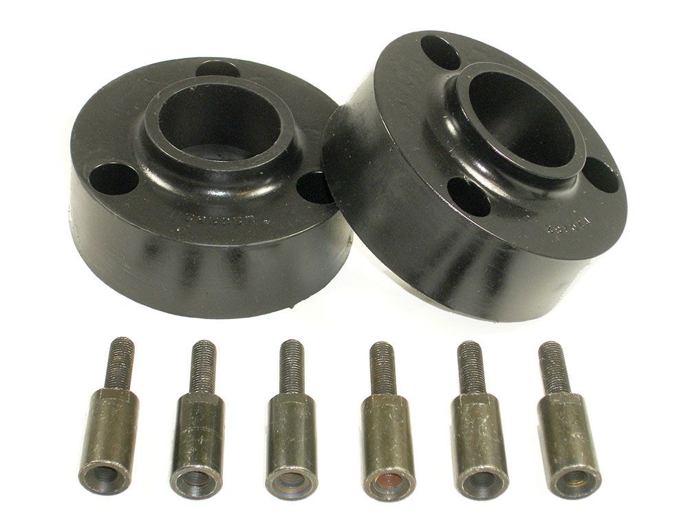 2.5" 1996-2004 Toyota Tacoma Leveling Kit by Daystar