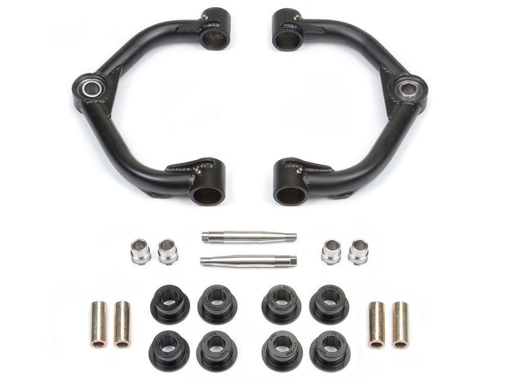 Silverado 2500/3500 2011-2019 Chevy/GMC Uniball 0 and 6" UCA Kit by Fabtech