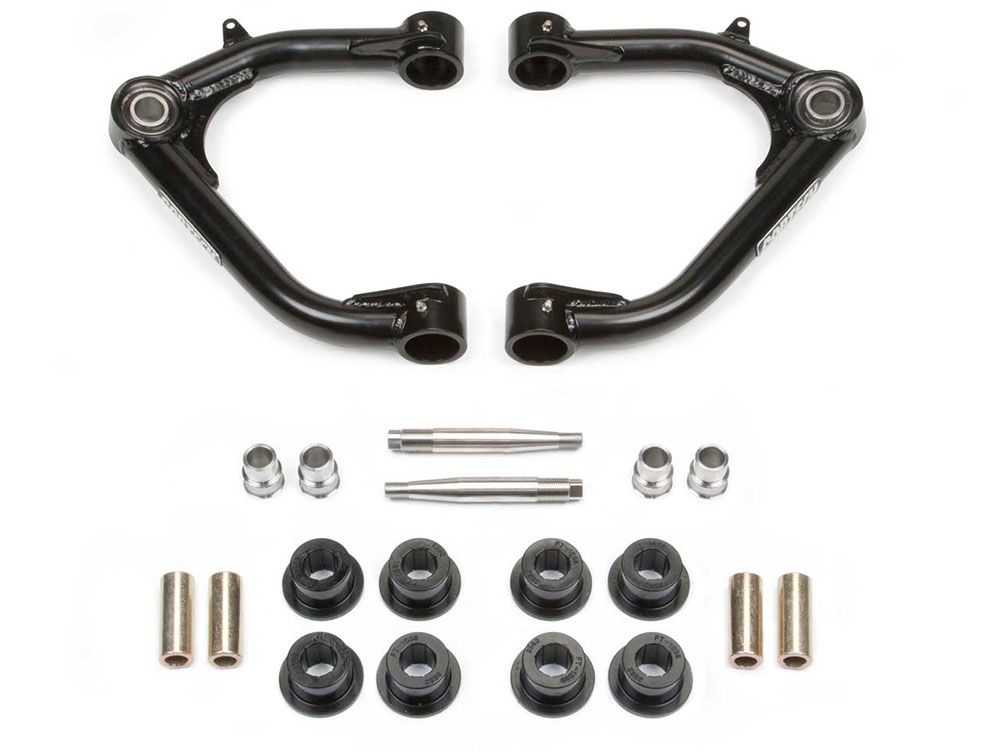Silverado 1500 2014-2018 Chevy (w/aluminum or stamped steel factory arms) Uniball 0 and 6" UCA Kit by Fabtech