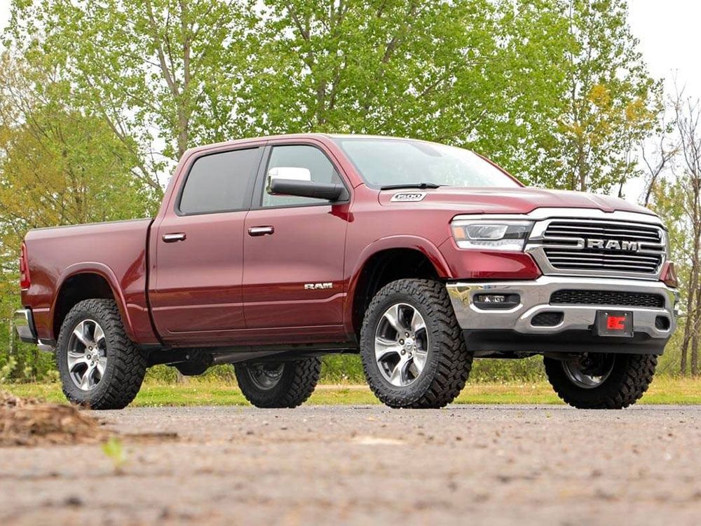Lifted 2019 Dodge 1500 4x4 Rough Country 31430 2019-2025