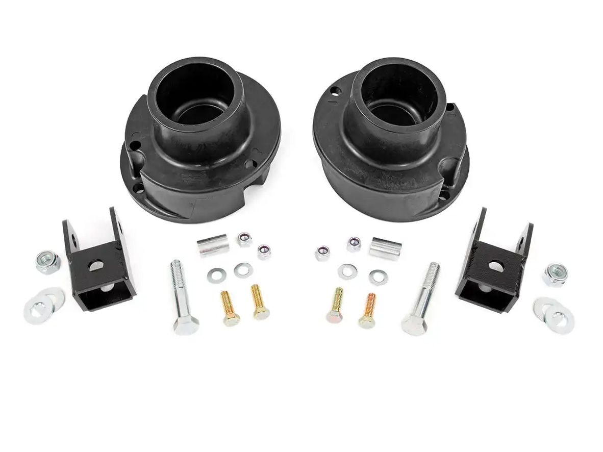 2.5" 2013-2024 Dodge Ram 3500 4WD Leveling Kit by Rough Country