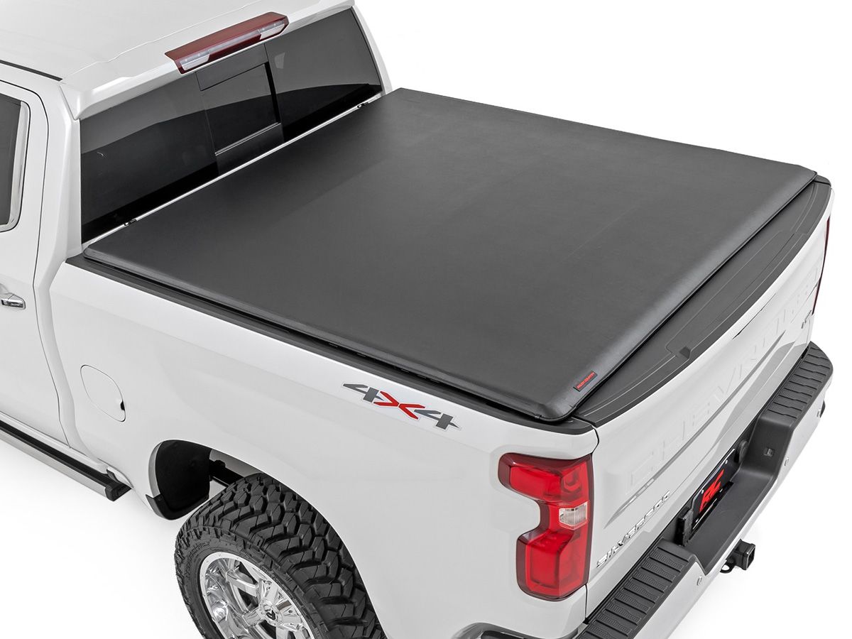 2019-2024 GMC Sierra 1500 (w/5' 10" bed) Soft Roll Up Tonneau Cover by Rough Country