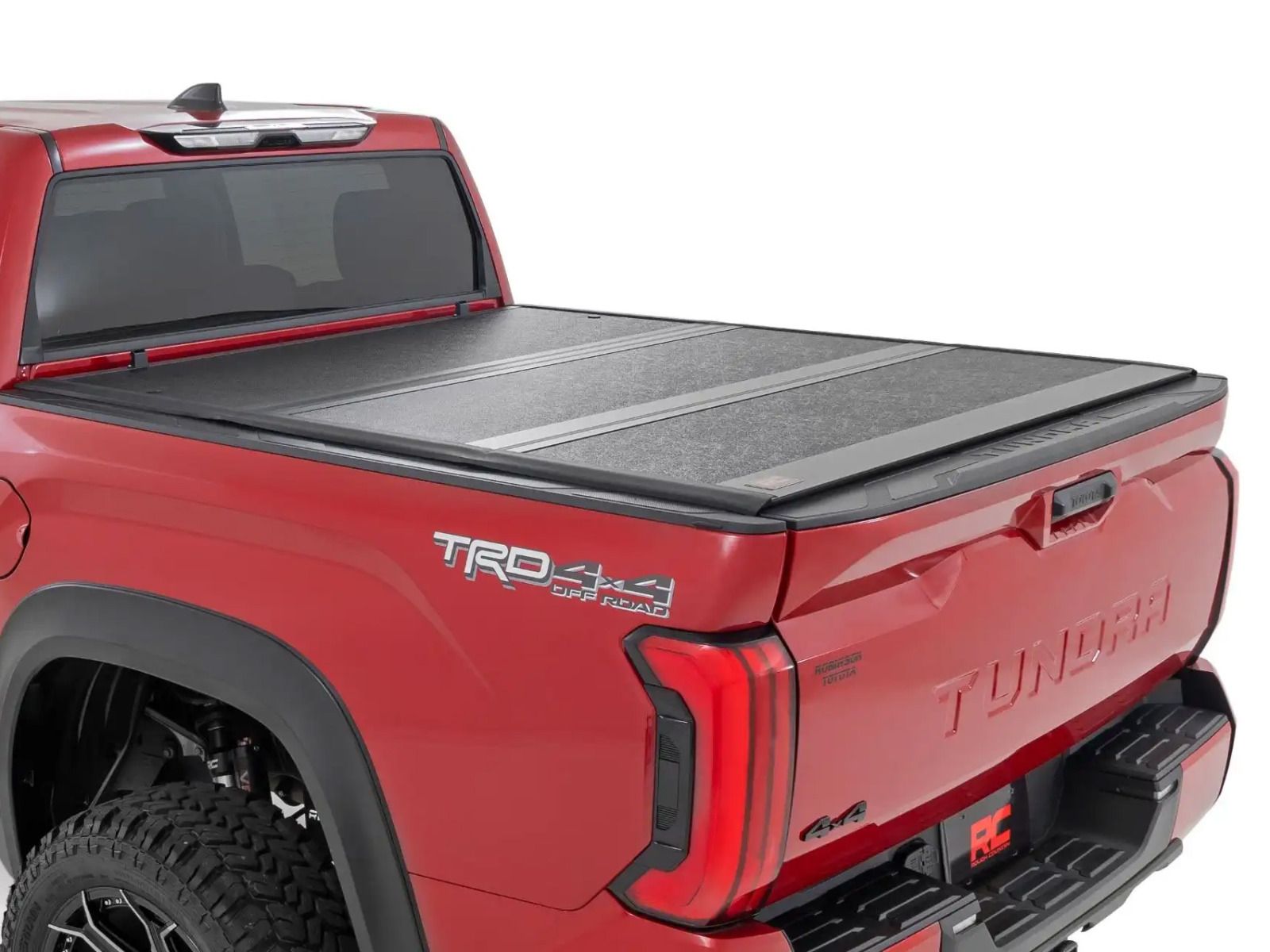 2022-2024 Toyota Tundra 4WD & 2WD (with 5' 7" bed) Hard Low Profile Tonneau Cover by Rough Country