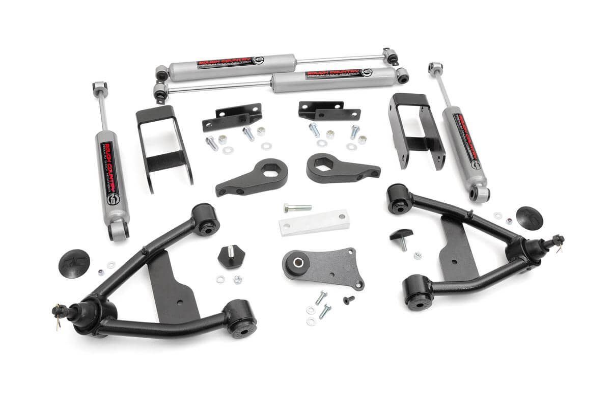 2.5" 1983-2005 Chevy S-10 Blazer 4WD Lift Kit by Rough Country