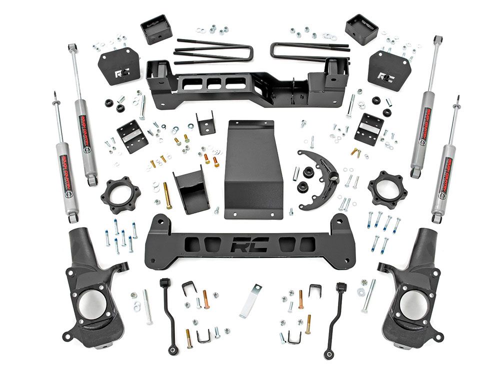 6" 2001-2006 GMC Sierra 1500HD 4WD Lift Kit by Rough Country