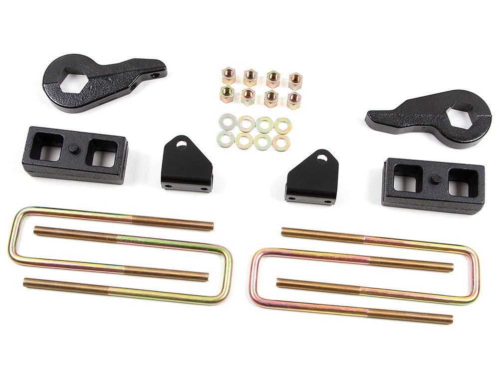 2" 2001-2006 Chevy Silverado 2500 (Non HD) 4WD Lift Kit by Zone