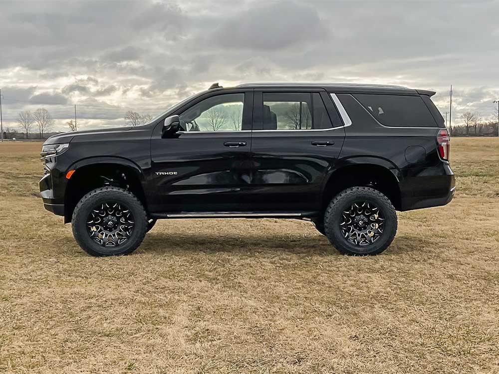 Rough Country 11100 6" 20212023 Chevy Tahoe 4WD Lift Kit JackIt