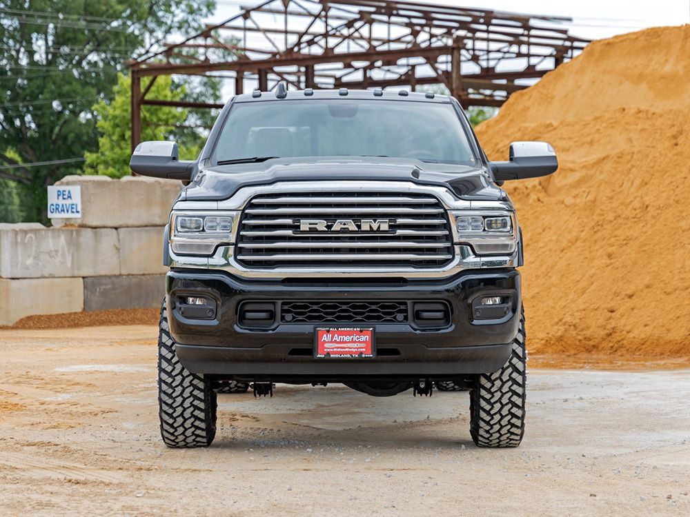 rough-country-38430-5-2019-2022-dodge-ram-3500-diesel-w-air-ride-4wd