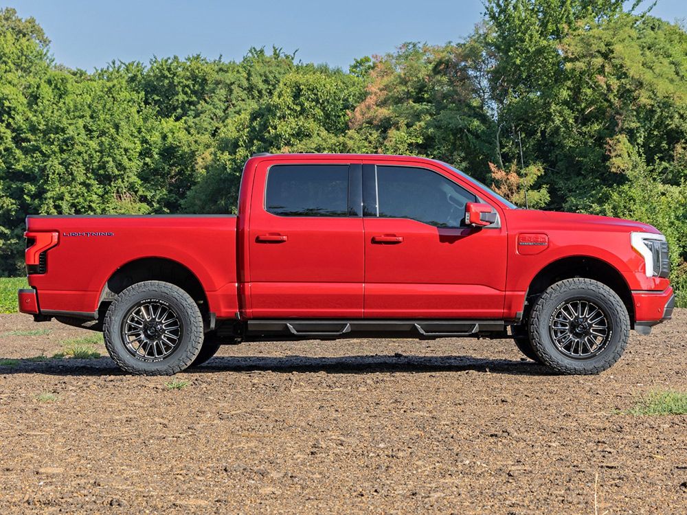 Rough Country 52000 2" 2022 Ford F150 Lightning Leveling Kit JackIt