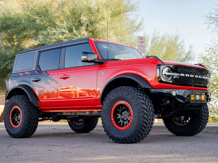 Rough Country (591141) 2 inch Lift Kit | Lifted Struts | Ford Bronco 4WD (2021-2023)